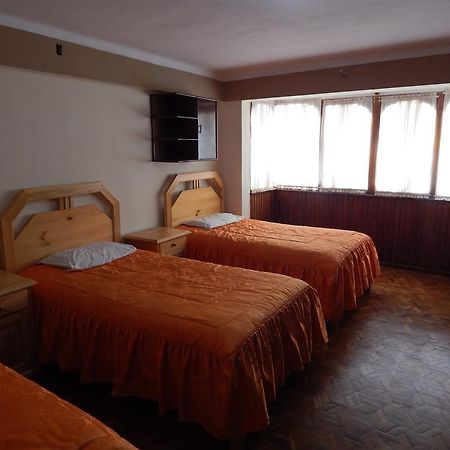Casa De Huespedes Isabella Hotel Sucre Bagian luar foto