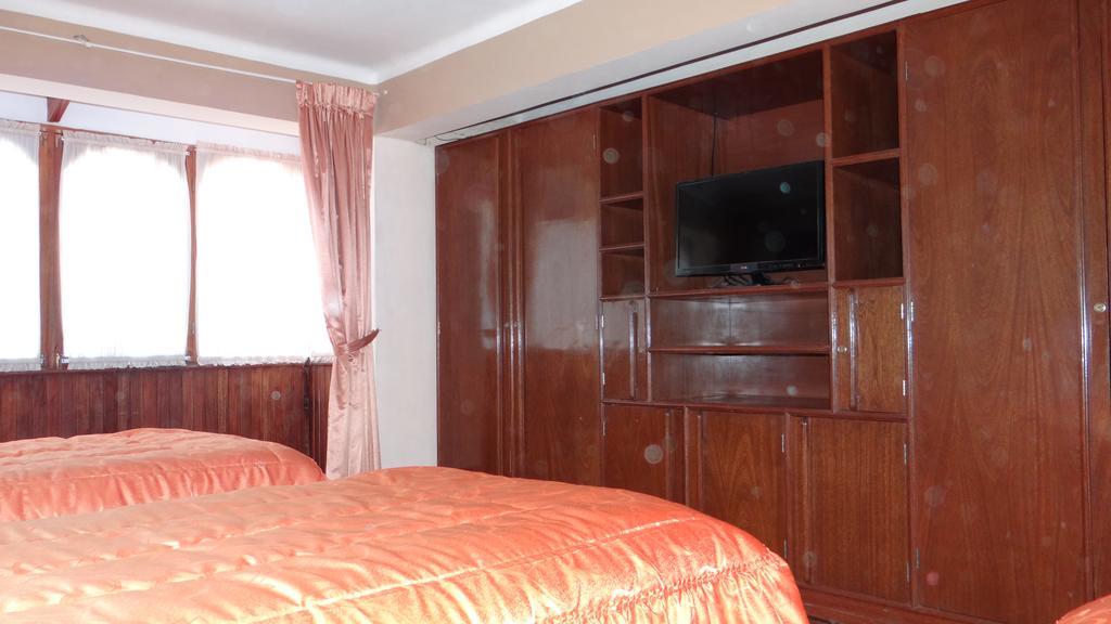 Casa De Huespedes Isabella Hotel Sucre Bagian luar foto