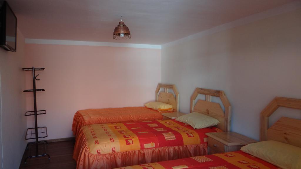Casa De Huespedes Isabella Hotel Sucre Bagian luar foto