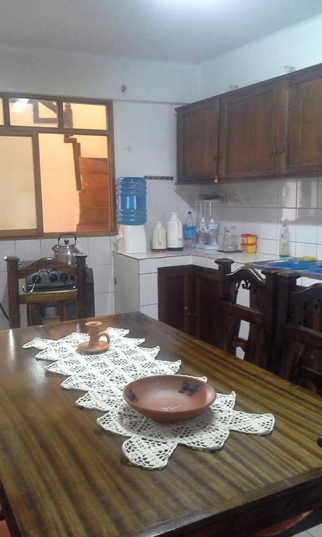 Casa De Huespedes Isabella Hotel Sucre Bagian luar foto