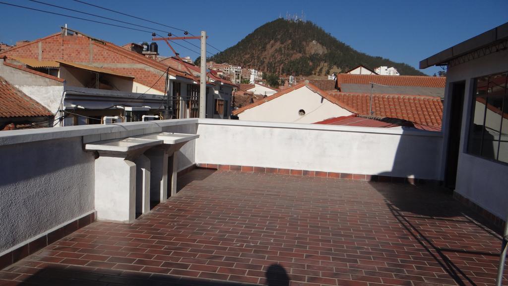 Casa De Huespedes Isabella Hotel Sucre Bagian luar foto