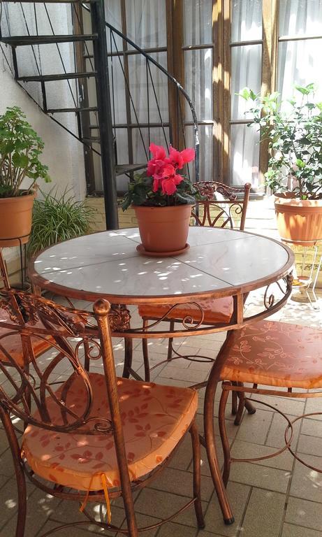 Casa De Huespedes Isabella Hotel Sucre Bagian luar foto